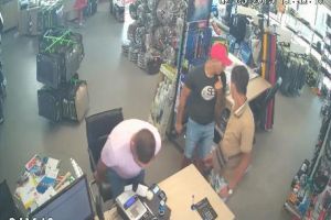 VIDEO Agresorii şoferului Tursib prinşi cu furtişaguri la Iony – Filmul furtului din 2 septembrie