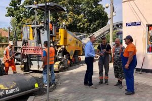 Continuă asfaltarea străzilor şi în 2020. Niculae: În curând vom anunţa care sunt cele 50 de străzi