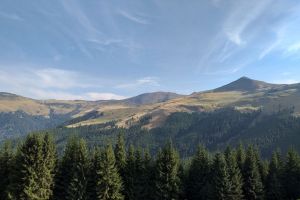 Munţii Rodnei au îmbrăcat haina multicoloră a toamnei (FOTO)