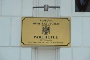 Procuror din Maramures, urmarit penal dupa ce un politist a murit, iar alti doi oameni au fost raniti in timpul unei perchezitii, la Busag