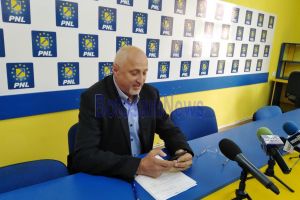 Preşedintele PNL Botoşani, Costel Șoptică, cere demisia conducerii Consiliului Judeţean