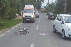 Biciclistul a virat spre… spital