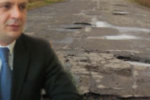 Rămâne cum am stabilit… în urmă cu un an! Doar 19% din drumurile judeţene sunt în stare bună! Consiliul Judeţean şi-a făcut treaba!