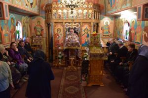 Zi de mare sărbătoare – Înălţarea Sfintei Cruci aduce aminte de patimile Mântuitorului