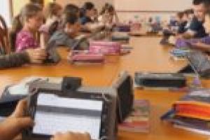 Digitaliada, şansa pe care o aşteptau elevii din Teregova