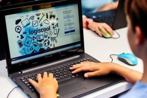 Cursuri pentru meseriile viitorului, la Școala Logiscool