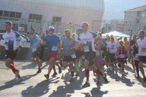 FOTO: A luat startul concursul Cugir Race – o atractivă competiţie de trail running, pentru promovarea mişcării în aer liber şi a unui stil de viaţă sănătos