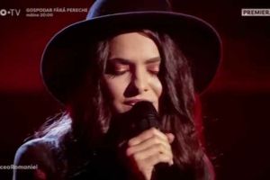 VIDEO| Moment emoţionant la „Vocea României” pentru o participantă din Alba: „Mama s-ar fi bucurat să mă vadă aici”