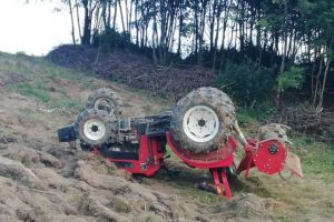 ACUM – Accidentaţi de  propriul tractor!