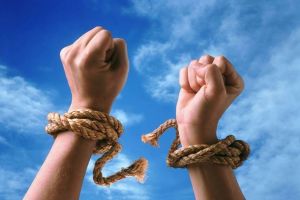 15 septembrie – Ziua Internaţională a Democraţiei, un drept fundamental al cetăţenilor, bazat pe libertate, egalitate, transparenţă şi responsabilitate