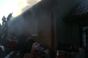 Incendiu la un magazin din Tulcea. Mai multe butelii GPL erau inauntru (galerie foto)