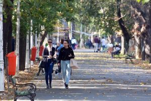 Vine toamna! Un val de aer polar va provoca începând de marţi răcirea vremii
