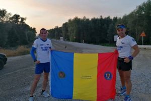 Semimaraton organizat de militarii Laurentiu Cobzaru si Costel Mazalu cu ocazia Zilei Pompierilor din Romania (galerie foto)