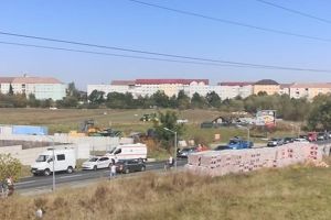 FOTO Sibiancă lovită de o maşină pe drumul spre Cisnădie