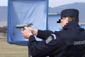 Tânăr împuşcat în cap de la doi kilometri distanţă cu un glonţ tras dintr-un poligon al jandarmeriei