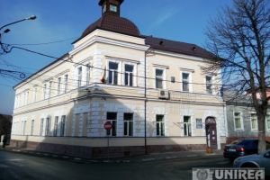 Mai multe străzi secundare din oraşul Abrud vor fi modernizate. Contract în valoare de 9 milioane de lei, semnat între administraţia locală şi o cunoscută firmă din domeniu