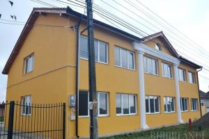 Ai carte, n-ai parte: Cum au ajuns să dureze 12 ani lucrările la o şcoală din Bihor