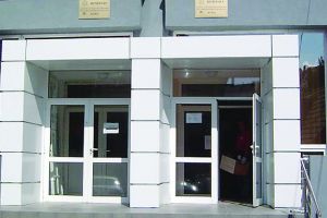LOCURI de MUNCĂ în Alba: 567 de posturi disponibile în Alba Iulia, Aiud, Blaj, Sebeş, Cugir şi Câmpeni. Oferta completă AJOFM