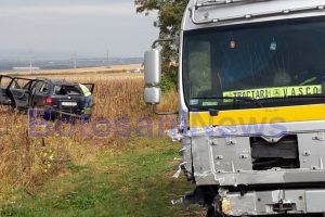 VIDEO Tragedie! Fetiţă de 9 ani moartă în accidentul de la Zosin. Mama este rănită
