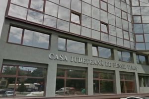 Spargere la Casa de Pensii Timiş. Hoţii au plecat cu zeci de mii de euro