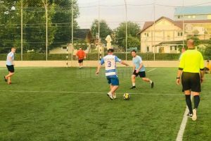 Victorii pentru Carrefour şi Trutzi în Liga Companiilor