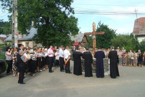 Prinos de recunoştinţă adus fiilor satului, la Parohia ortodoxă „Sf. ...