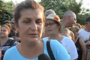 Scene DRAMATICE - Mama Luizei a leşinat. Presa a sunat la 112