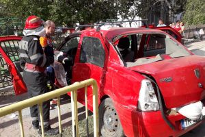 Accident rutier provocat de un şofer băut, la Peretu