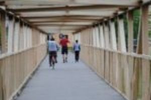 Primăria refuzată! Nimeni nu vrea să lucreze cu administraţia lugojeană la reabilitarea pasarelelor pietonale