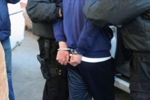 Un bărbat din Botoşani a tâlhărit două femei pe stradă. A fost arestat preventiv, dar a cerut să fie lăsat în libertate