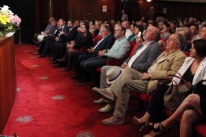 Liberali gălăţeni prezenţi la întâlnirea cu candidatul PMP la alegerile prezidenţiale, Theodor Paleologu