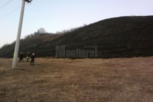 Bărbat găsit mort în mijlocul unui incendiu de vegetaţie uscată