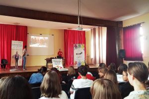 Oportunităţi de voluntariat pentru tinerii sătmăreni, în anul şcolar 2019-2020