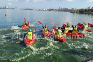 Campania Descopera Rowmania: Competitia de vaslit in canotci de 10+1, pe lacul Tabacarie din Constanta