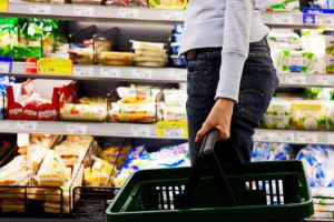 Ne iau de proşti: S-a dovedit, produse similare au calitate mai proastă în România decât în statele din vestul Europei