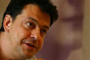A murit regizorul Alexandru Darie – Avea 60 de ani şi aştepta un transplant de ficat