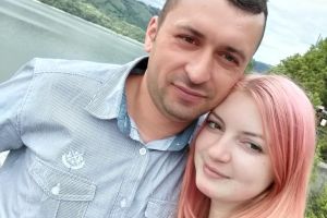 Ți se rupe inima! Mesaj sfâşietor transmis de logodnica şoferului din Botoşani, găsit mort într-un tir: În loc să dansăm valsul nostru plâng fără oprire
