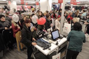 Un cunoscut retailer de îmbrăcăminte deschide încă un magazin în judeţul Botoşani