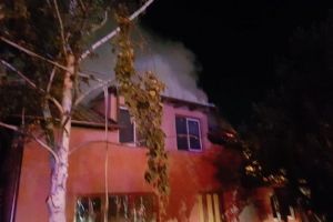 Incendiu la o clădire de birouri pe strada Timiş Triaj