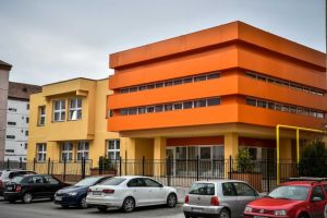 Copiii din Sibiu ce provin din familii cu venituri mici primesc tichete pentru grădiniţă