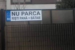 Pericol de bataie in Cartier Albert din Ploiesti. In lipsa implicarii Primariei in crearea de locuri de parcare, oamenii isi fac singuri dreptate