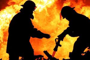 O persoana de 63 de ani s-a ales cu arsuri in urma unui incendiu izbucnit intr-un apartament din Baia Mare