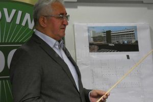 Parcarea supraterană a primăriei, cu 242 de locuri, va integra peluza Stadionului Areni