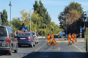 VIDEO FOTO Trafic îngreunat la Piaţa Cibin. Evitaţi zona