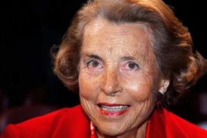 A murit cea mai bogată femeie din lume