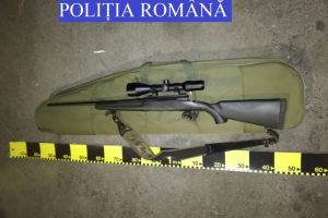 Perchezitii la persoane banuite de nerespectarea regimului armelor si munitiilor si de braconaj cinegeti