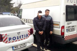 „Partida” romilor din Merişani: furt, sechestrare şi alte dosare