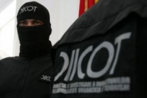 DIICOT a dat IAMA în proxeneţi, violatori şi 'stăpâni' de cerşetori cu VICTIME minore