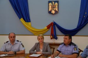 Trei mii de elevi au aflat de ce să se ferească la şcoală şi în societate, în campania #10pentrusiguranţă