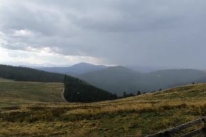 VIDEO Prima ninsoare din această toamnă în România